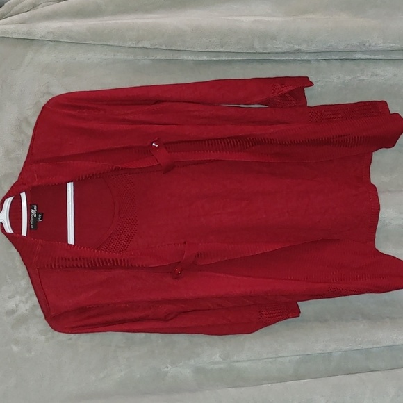 3/4 Sleeve sweater - Picture 1 of 3